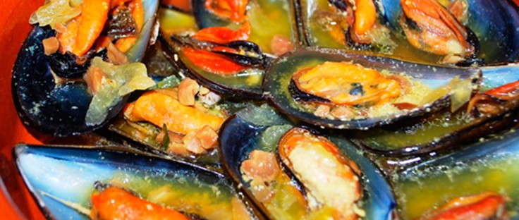 Mejillones con salsa de azafrán