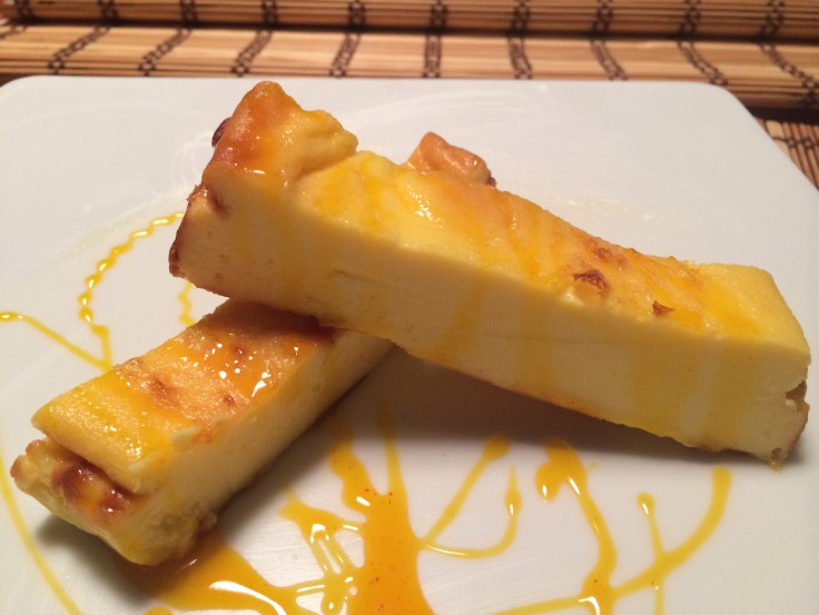 Cheese cake and honey with saffron